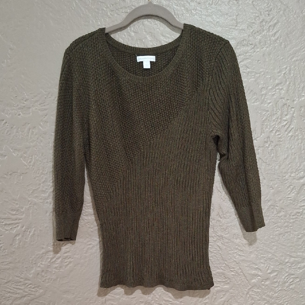 New York & Company Khaki Women's Crew Neck Sweater Size M
